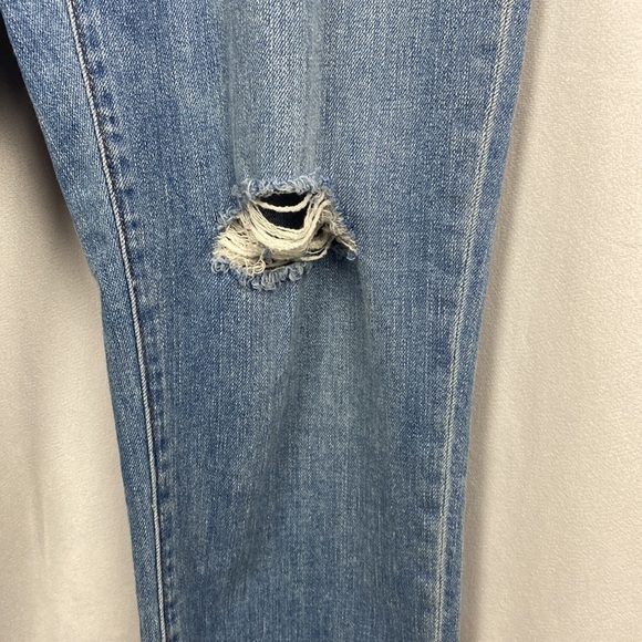 Madewell The Perfect Vintage Jeans in Wash Distressed - Size 26 - Picture 4 of 15